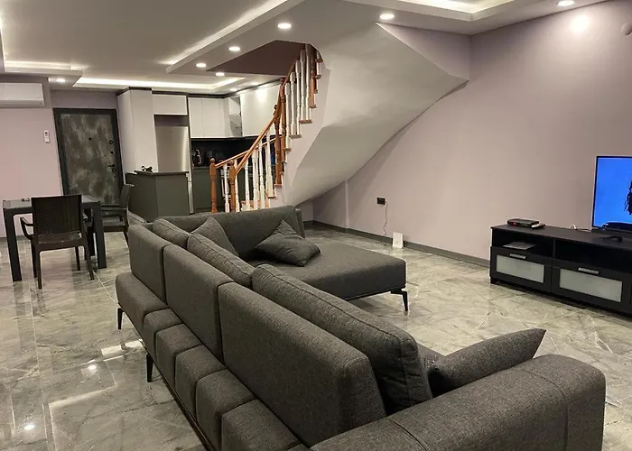 Villa Oezel Havuz Ve Deniz Manzarali Yeni